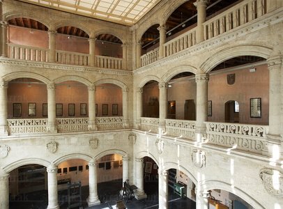 04323-Patio-Interior-Palacio-Bendaña-Vitoria-Álava-Euskadi
