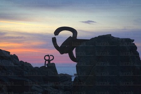 04636-Peine del Viento. San Sebastián Gipuzkoa Euskadi