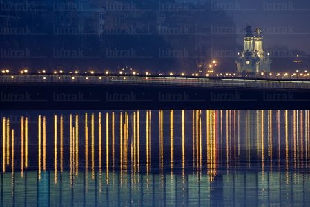 04649-Reflejos-Río-Urumea-Donostia-Euskadi