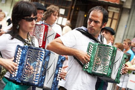 04738-Acordeonistas-Euskal-Jira-Irún-Gipuzkoa-Euskadi