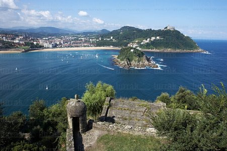 04807-Vista-Bahía-La-Concha-Donostia-Gipuzkoa-Euskadi