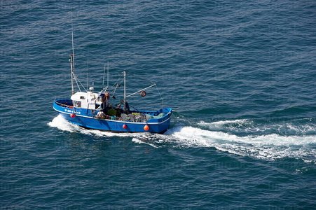 04812-Barco-Pesca-Donostia-Gipuzkoa-Euskadi