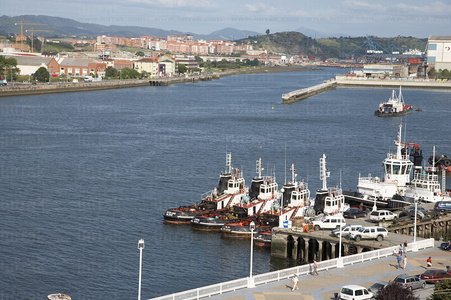 05520-Ria de Bilbao con el muelle de la Benedicta de Sestao, Biz