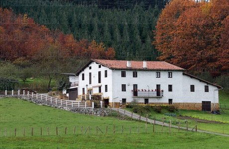 05895-Caserío en Ormaiztegi, Gipuzkoa, Euskadi