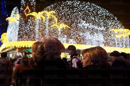 06103-Iluminación navideña en el Corte Inglés en la Gran Vía