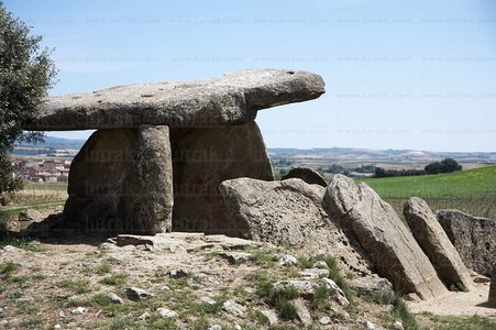 06476-Dolmen de la Chabola de la Hechicera, Elvillar, Alava, Eus