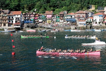 06911-Regatas de Traineras. Pasaia, Gipuzkoa, Euskadi