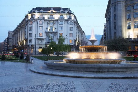 08232-Plaza Moy˙a. Bilbao, Bizkaia, Euskadi