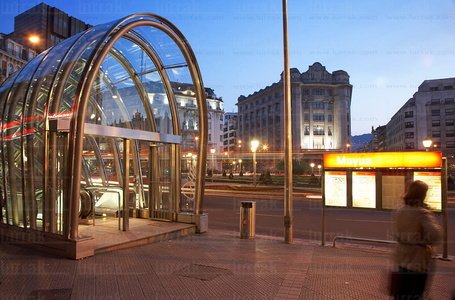 08236-Plaza Moyúa. Bilbao, Bizkaia, Euskadi