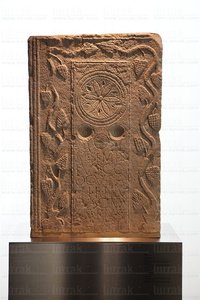 08584-Estela funeraria de Luzcando. Museo de Arqueología de Ala