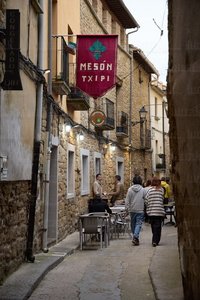 025MDR_0128-Ambiente-Bares-Olite-Navarra